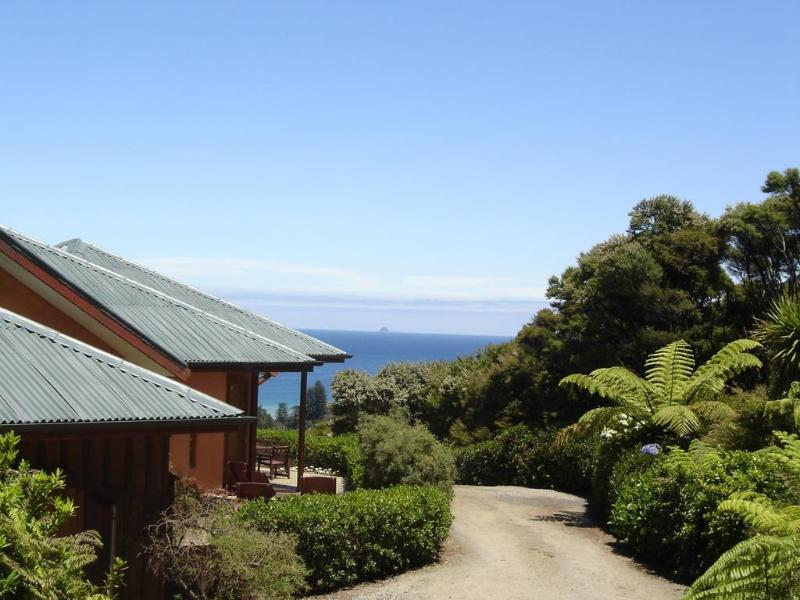 Earthsong Lodge Tryphena Dış mekan fotoğraf